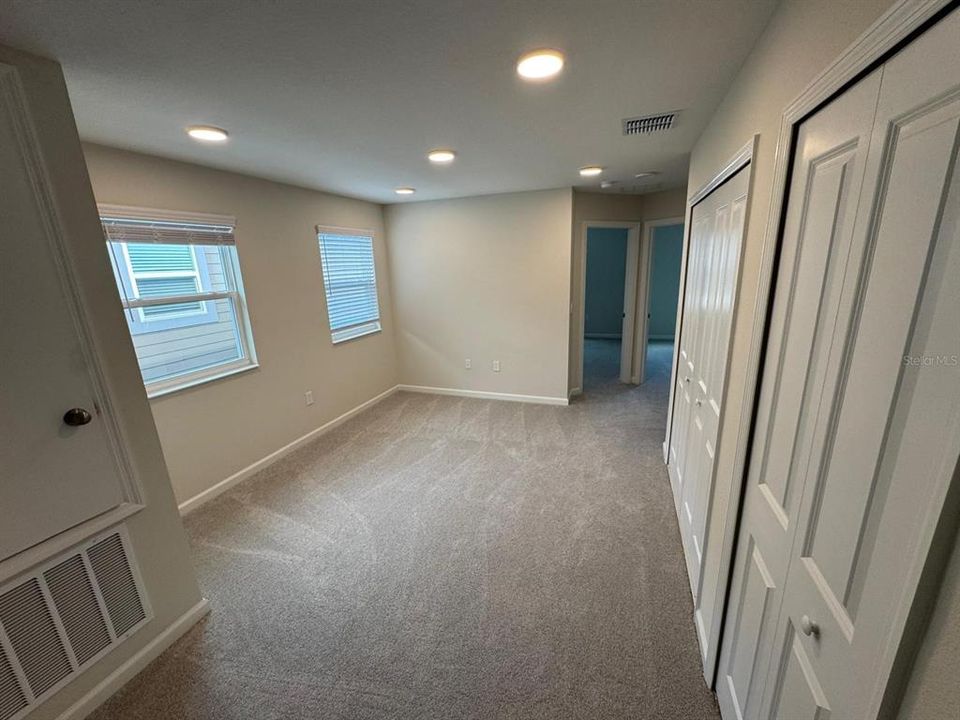 For Rent: $2,500 (4 beds, 3 baths, 1769 Square Feet)