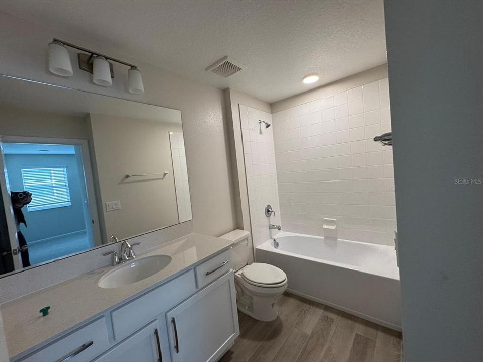 For Rent: $2,500 (4 beds, 3 baths, 1769 Square Feet)