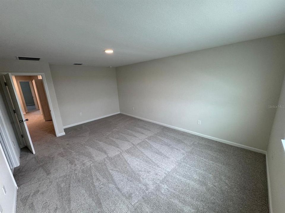 For Rent: $2,500 (4 beds, 3 baths, 1769 Square Feet)