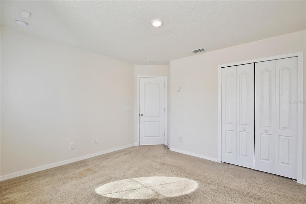 En Venta: $659,000 (4 camas, 2 baños, 2855 Pies cuadrados)