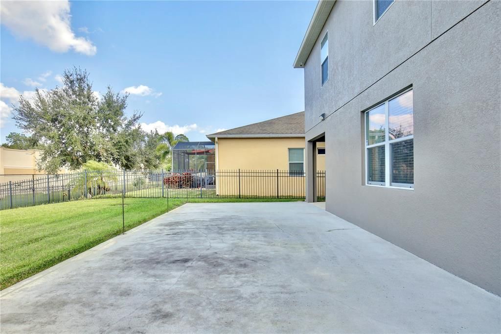 En Venta: $659,000 (4 camas, 2 baños, 2855 Pies cuadrados)