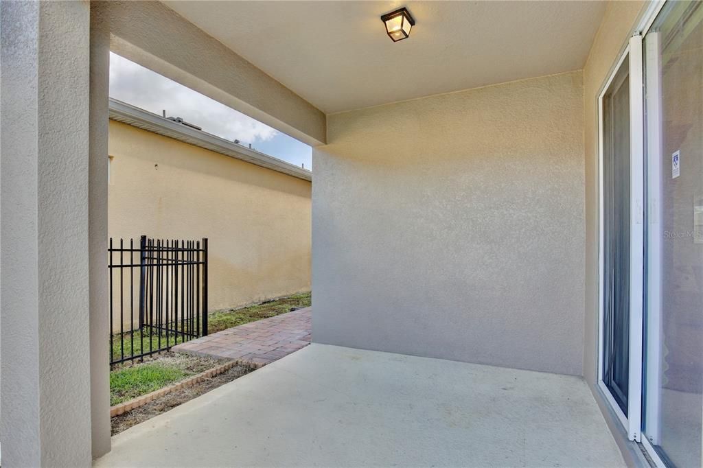 En Venta: $659,000 (4 camas, 2 baños, 2855 Pies cuadrados)