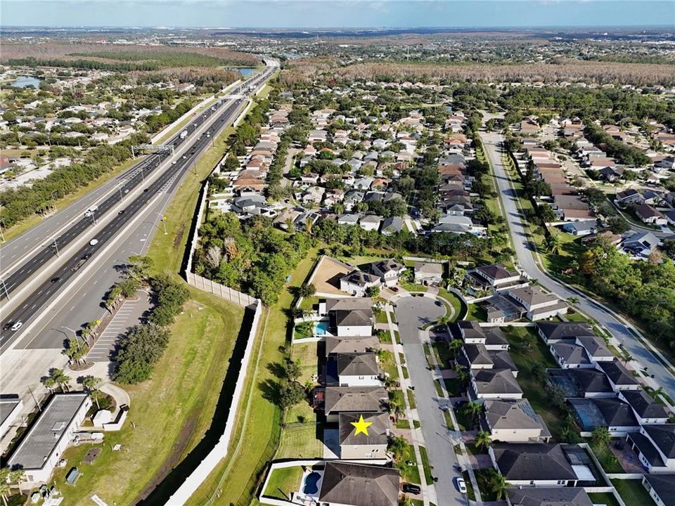 En Venta: $659,000 (4 camas, 2 baños, 2855 Pies cuadrados)