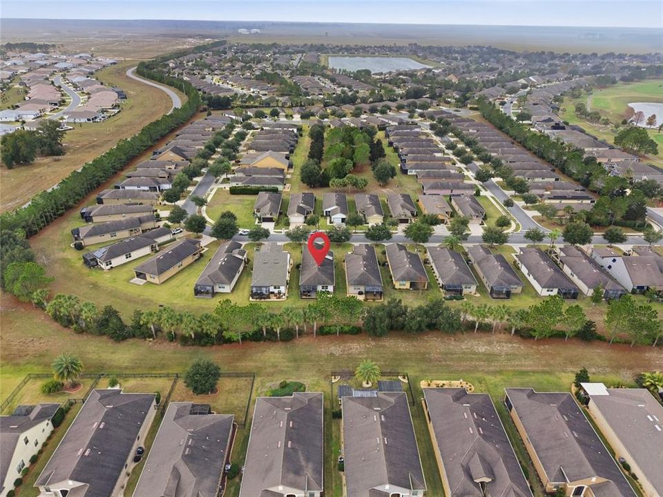 For Sale: $335,000 (2 beds, 2 baths, 1432 Square Feet)