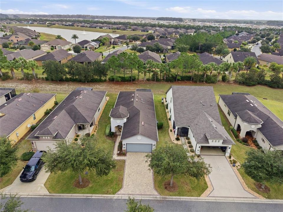 For Sale: $335,000 (2 beds, 2 baths, 1432 Square Feet)