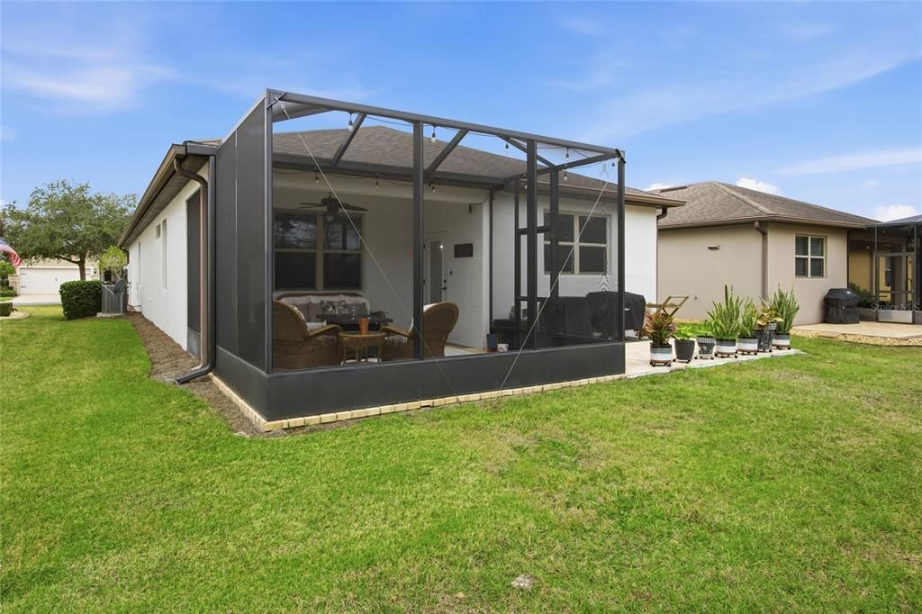 For Sale: $335,000 (2 beds, 2 baths, 1432 Square Feet)