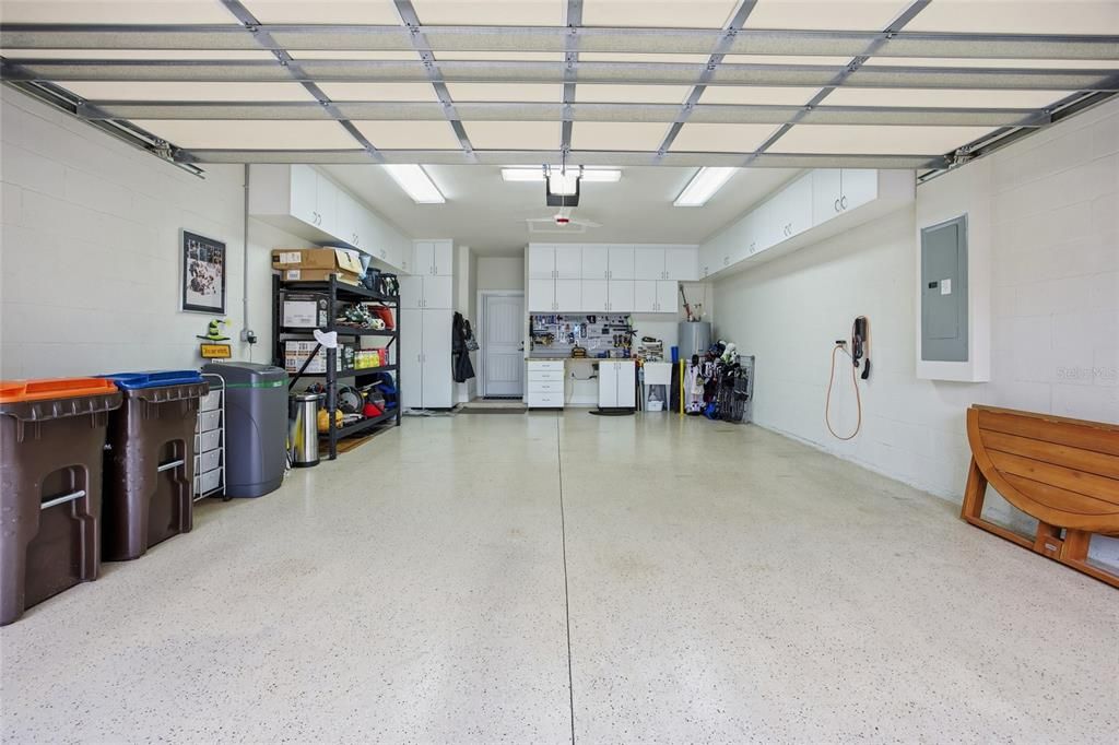 For Sale: $335,000 (2 beds, 2 baths, 1432 Square Feet)