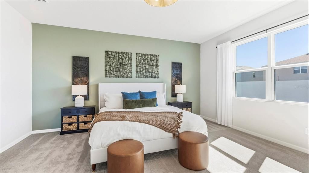 Под контрактом: $485,000 (4 спален, 2 ванн, 2034 Квадратных фут)