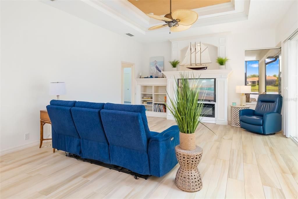 For Sale: $900,000 (3 beds, 3 baths, 3246 Square Feet)