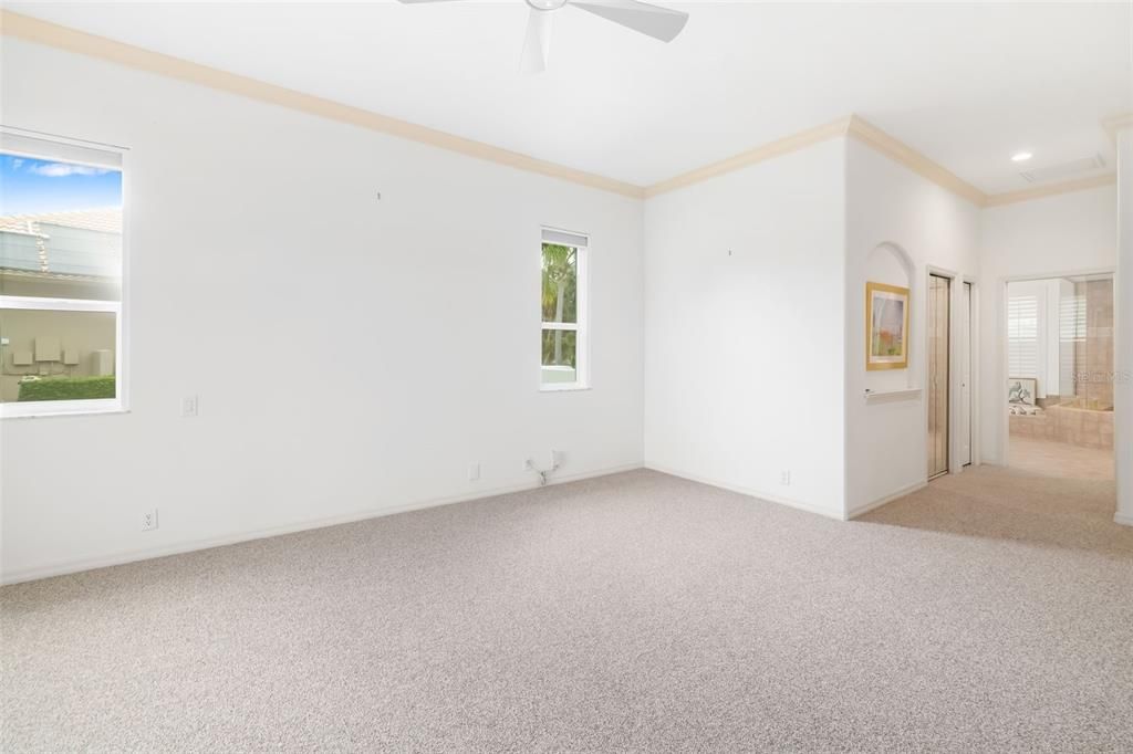 For Sale: $900,000 (3 beds, 3 baths, 3246 Square Feet)