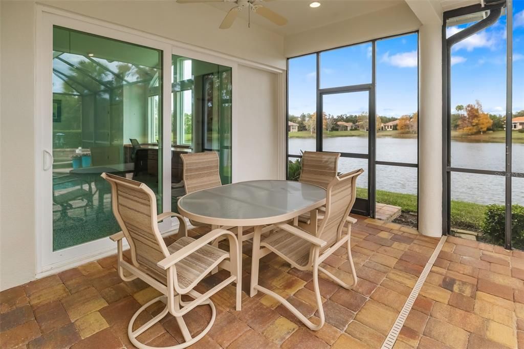 For Sale: $900,000 (3 beds, 3 baths, 3246 Square Feet)