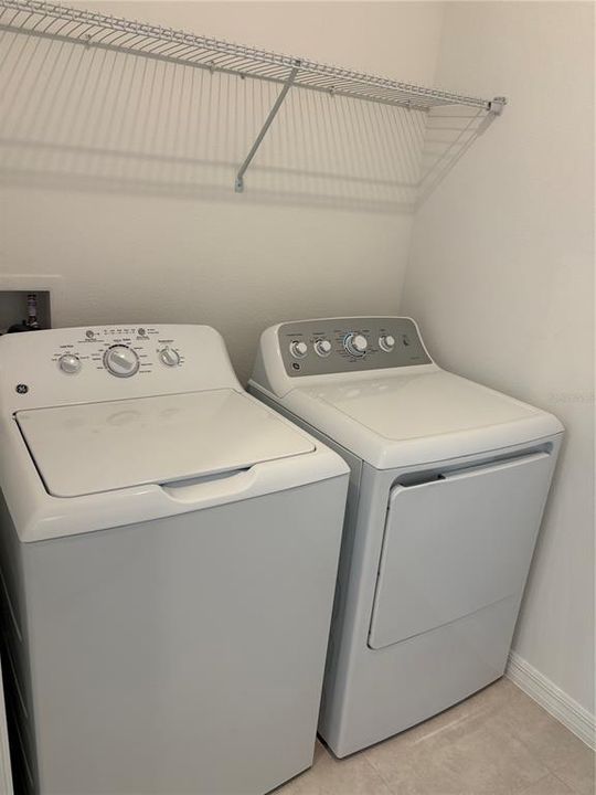 В аренду: $2,200 (3 спален, 2 ванн, 1801 Квадратных фут)