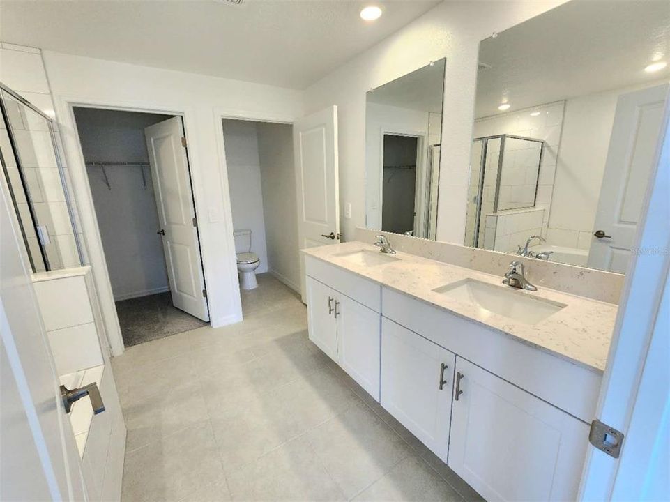 В аренду: $2,200 (3 спален, 2 ванн, 1801 Квадратных фут)