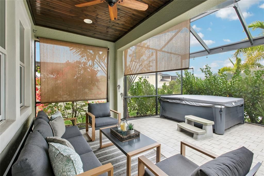 En Venta: $575,000 (5 camas, 3 baños, 2471 Pies cuadrados)