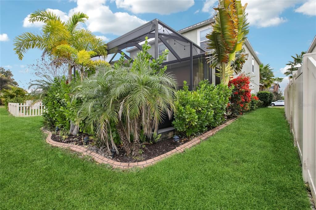 En Venta: $575,000 (5 camas, 3 baños, 2471 Pies cuadrados)