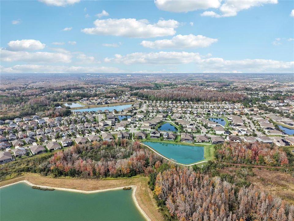 En Venta: $575,000 (5 camas, 3 baños, 2471 Pies cuadrados)