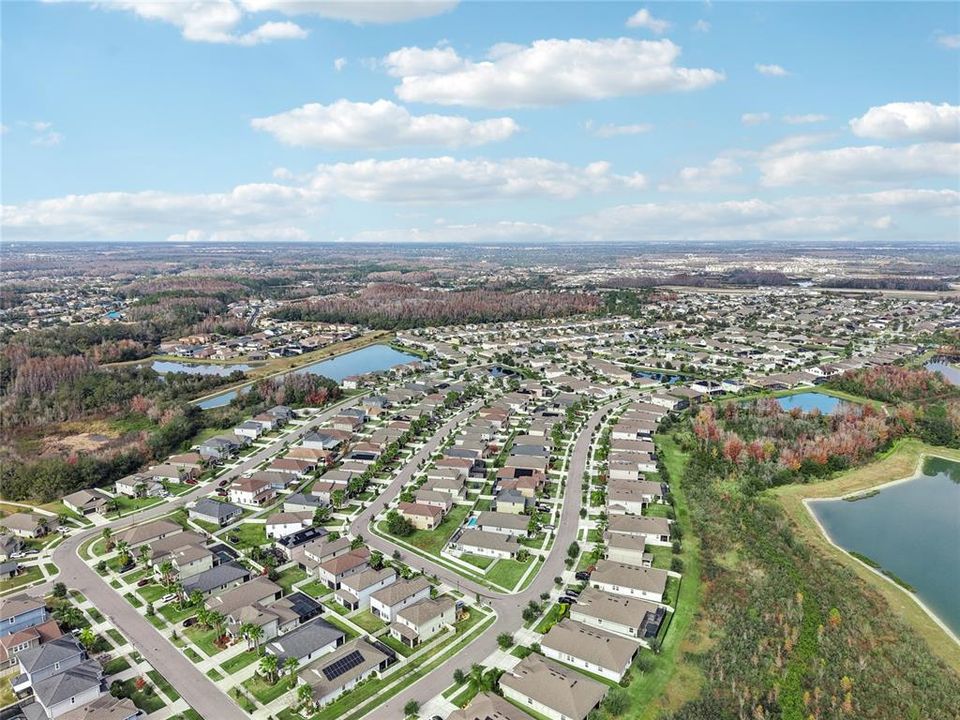 En Venta: $575,000 (5 camas, 3 baños, 2471 Pies cuadrados)