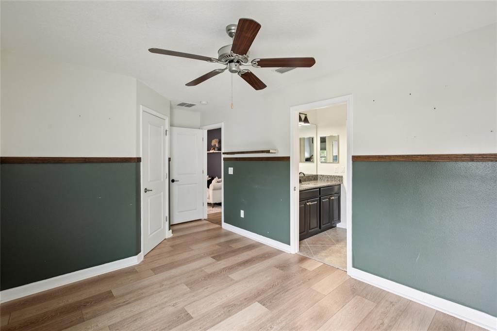 En Venta: $575,000 (5 camas, 3 baños, 2471 Pies cuadrados)