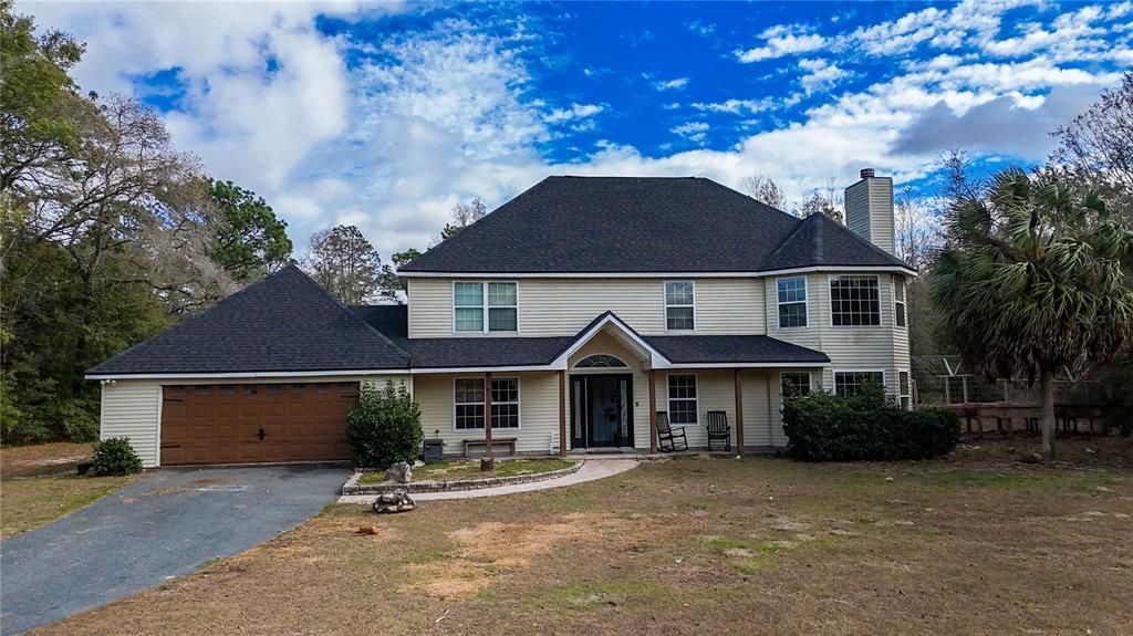 En Venta: $395,000 (5 camas, 2 baños, 2922 Pies cuadrados)