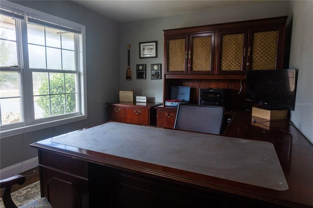 En Venta: $395,000 (5 camas, 2 baños, 2922 Pies cuadrados)