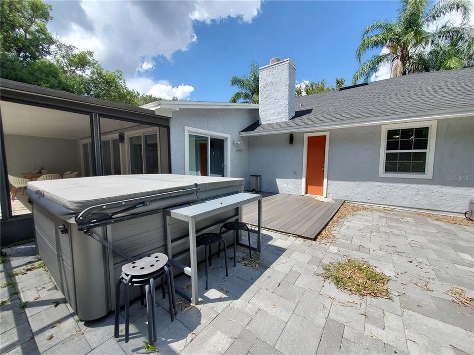 En Renta: $3,995 (4 camas, 3 baños, 2404 Pies cuadrados)