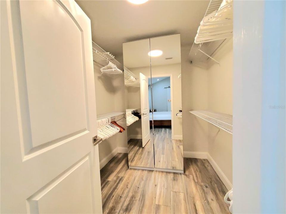 En Renta: $3,995 (4 camas, 3 baños, 2404 Pies cuadrados)