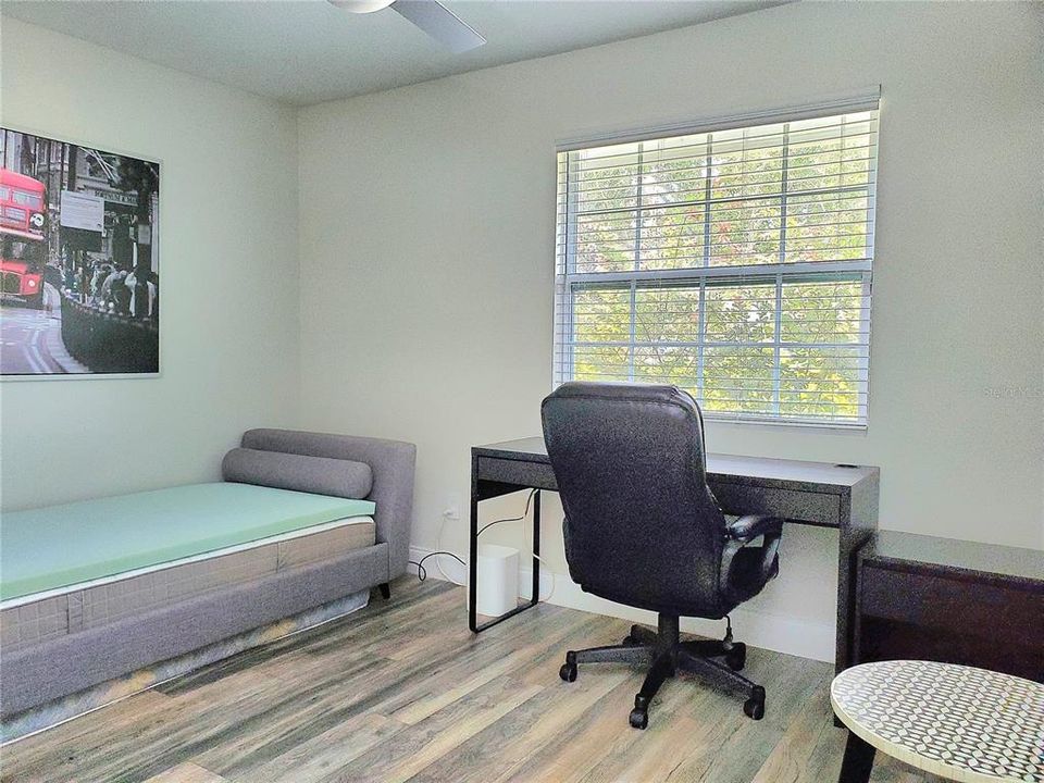 En Renta: $3,995 (4 camas, 3 baños, 2404 Pies cuadrados)