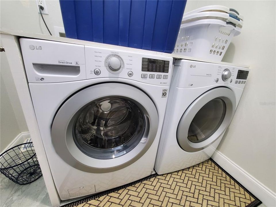 En Renta: $3,995 (4 camas, 3 baños, 2404 Pies cuadrados)