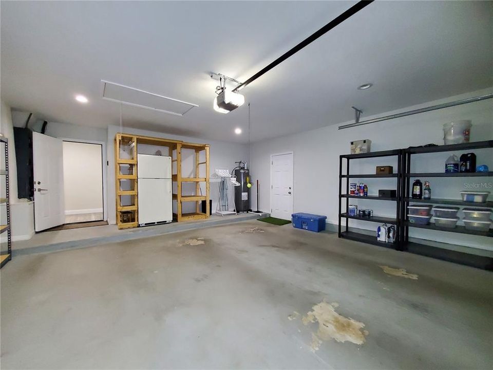 En Renta: $3,995 (4 camas, 3 baños, 2404 Pies cuadrados)