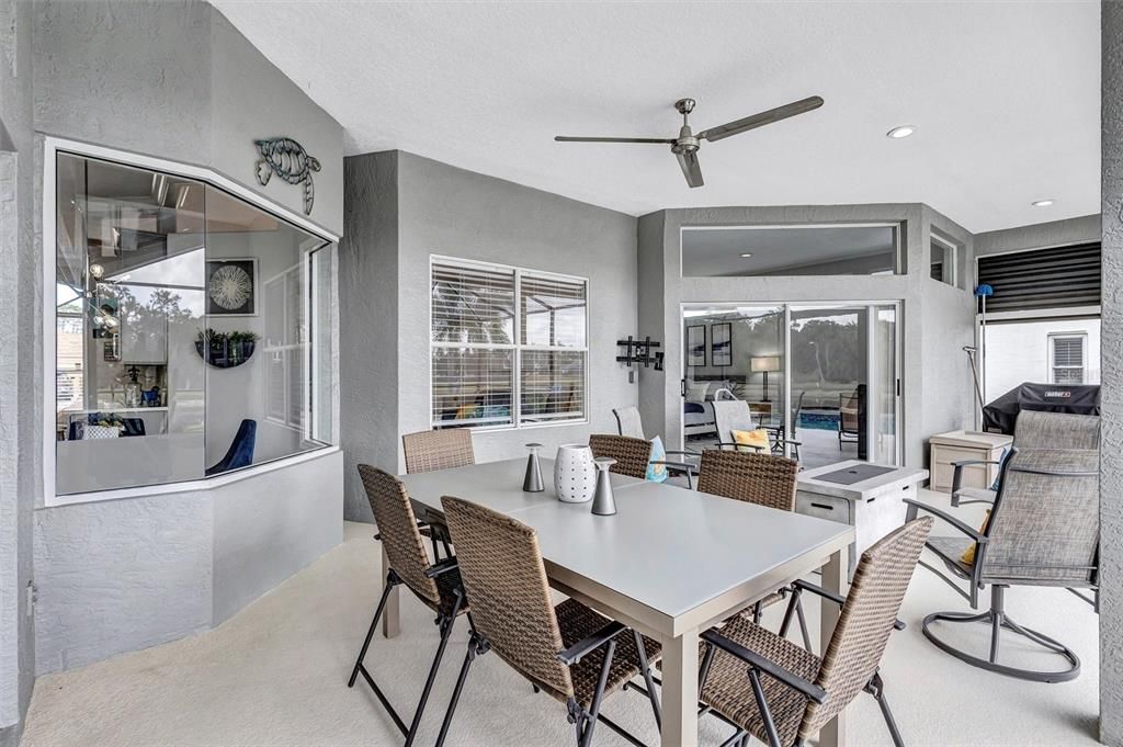 待售: $550,000 (3 贝兹, 2 浴室, 2218 平方英尺)