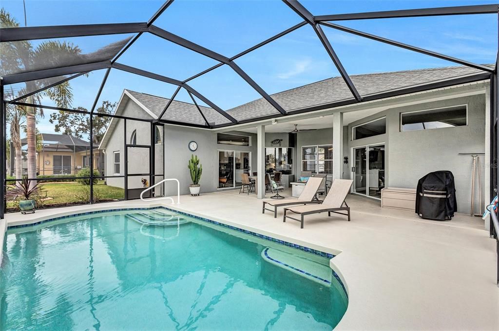 待售: $550,000 (3 贝兹, 2 浴室, 2218 平方英尺)