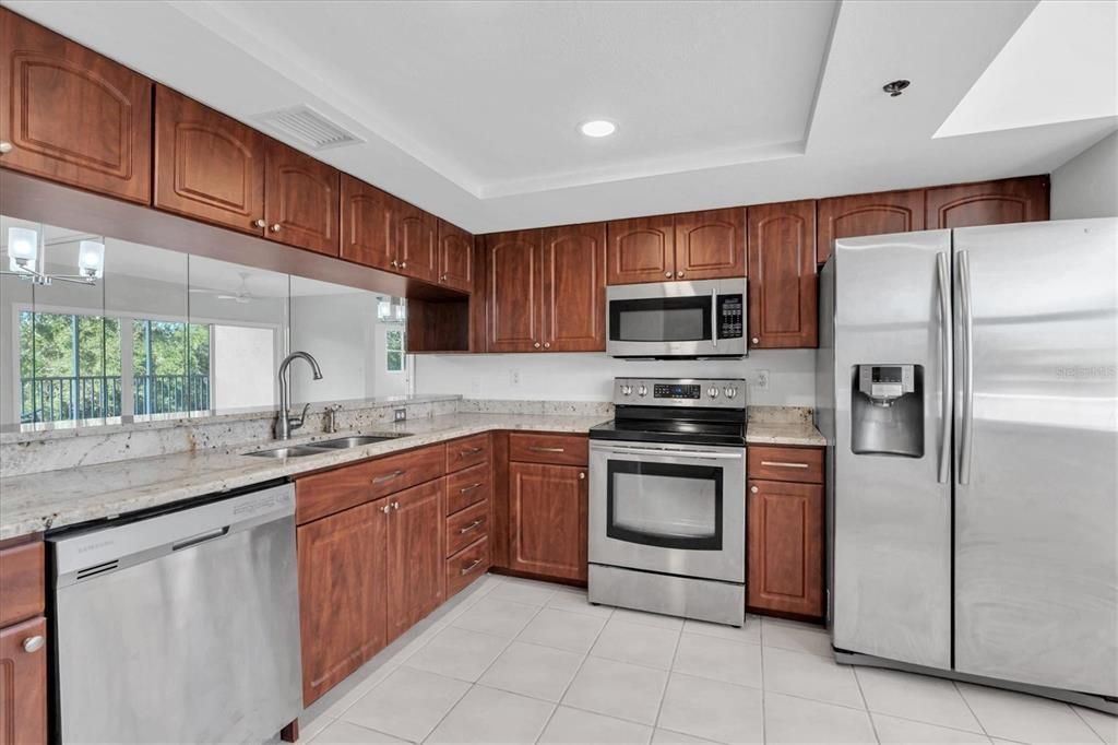 For Sale: $296,000 (2 beds, 2 baths, 1205 Square Feet)