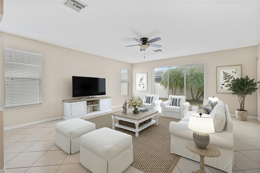 На продажу: $325,000 (3 спален, 2 ванн, 2136 Квадратных фут)