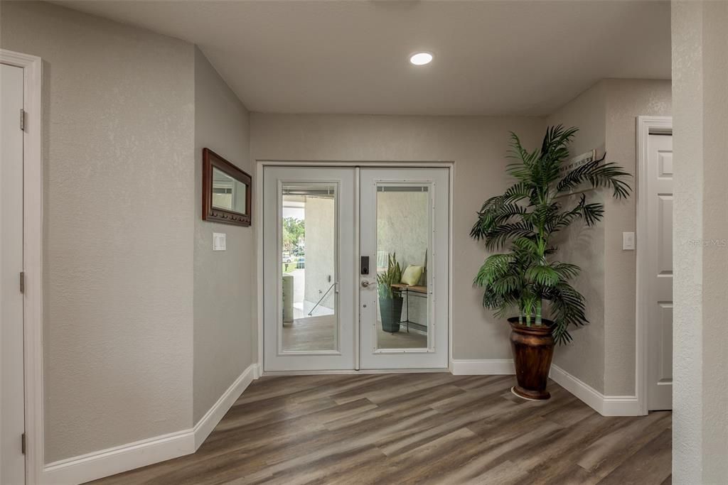 For Rent: $4,800 (5 beds, 3 baths, 3065 Square Feet)