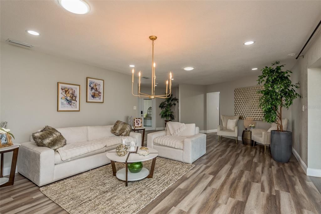 For Rent: $4,800 (5 beds, 3 baths, 3065 Square Feet)