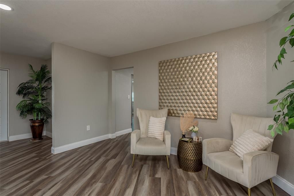 For Rent: $4,800 (5 beds, 3 baths, 3065 Square Feet)