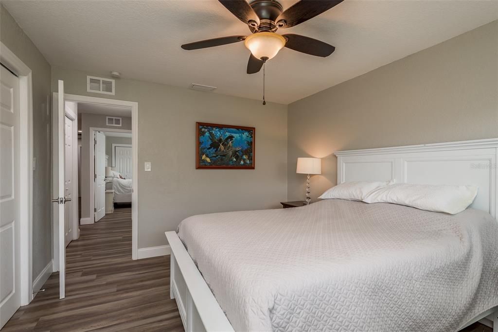 For Rent: $4,800 (5 beds, 3 baths, 3065 Square Feet)