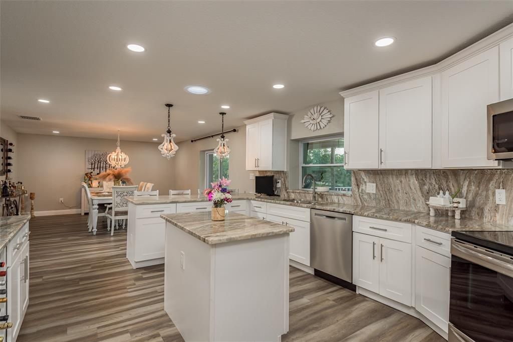 For Rent: $4,800 (5 beds, 3 baths, 3065 Square Feet)