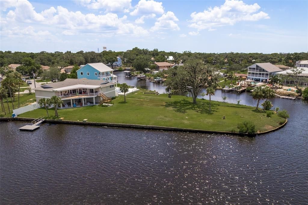 For Rent: $4,800 (5 beds, 3 baths, 3065 Square Feet)