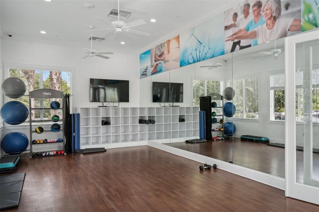 На продажу: $299,000 (2 спален, 2 ванн, 1080 Квадратных фут)