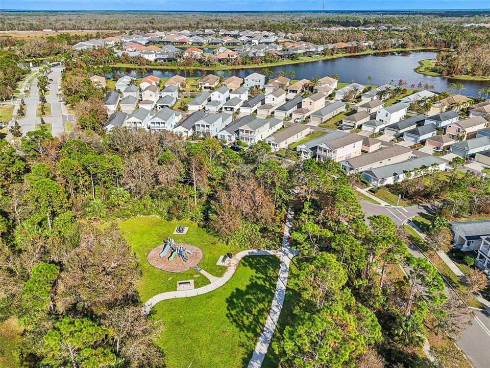 На продажу: $299,000 (2 спален, 2 ванн, 1080 Квадратных фут)