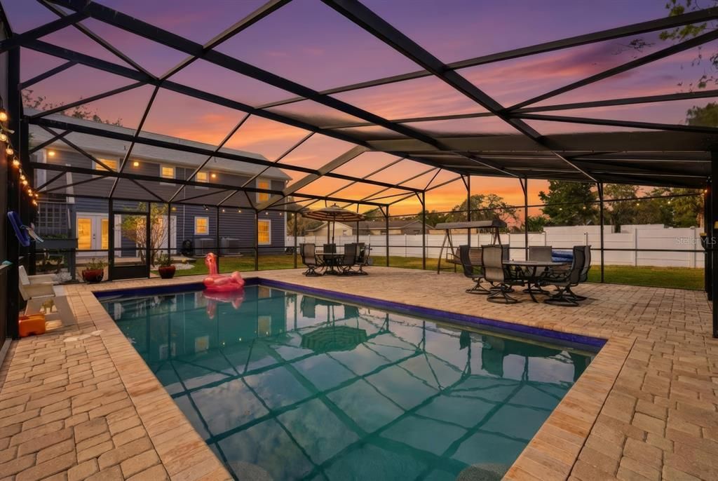 На продажу: $775,000 (6 спален, 3 ванн, 3260 Квадратных фут)