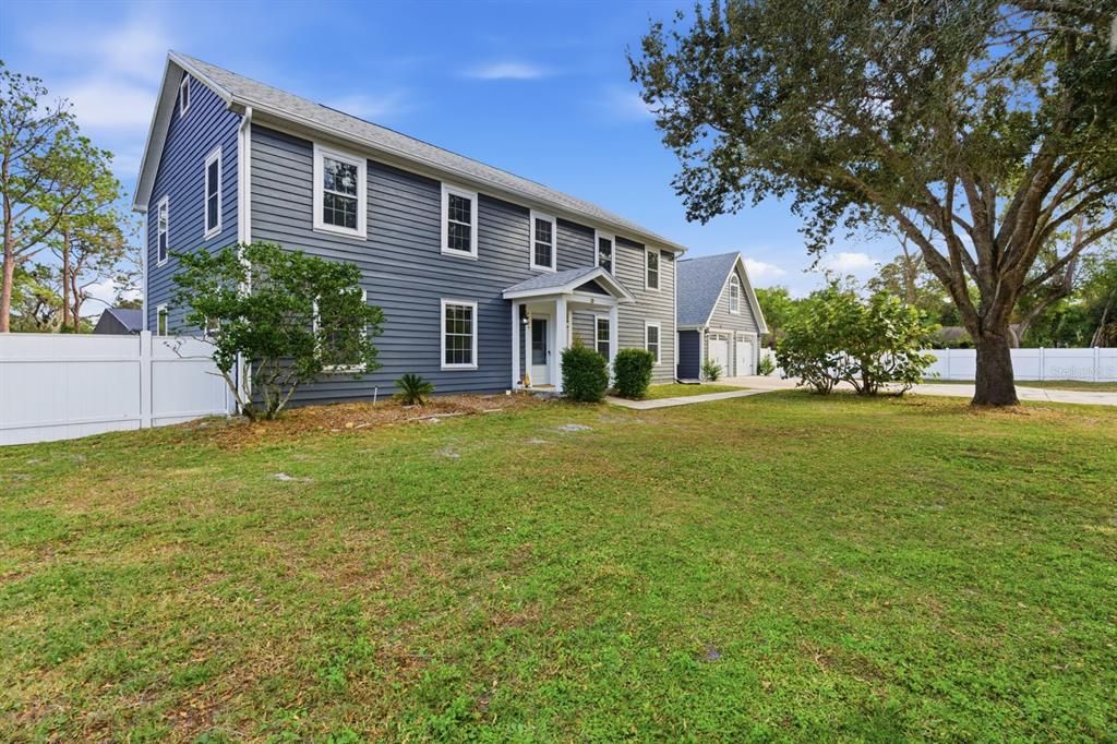 На продажу: $775,000 (6 спален, 3 ванн, 3260 Квадратных фут)