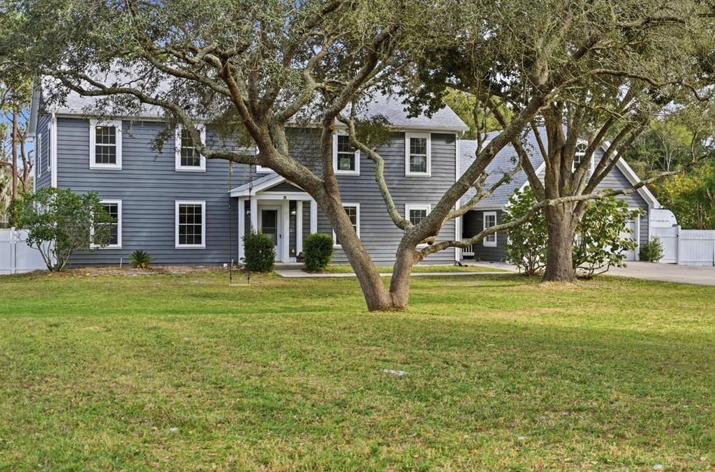 На продажу: $775,000 (6 спален, 3 ванн, 3260 Квадратных фут)