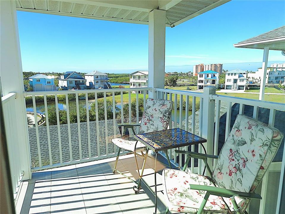 For Rent: $1,600 (1 beds, 1 baths, 680 Square Feet)