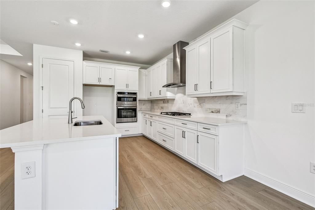 待售: $779,999 (4 贝兹, 3 浴室, 2309 平方英尺)