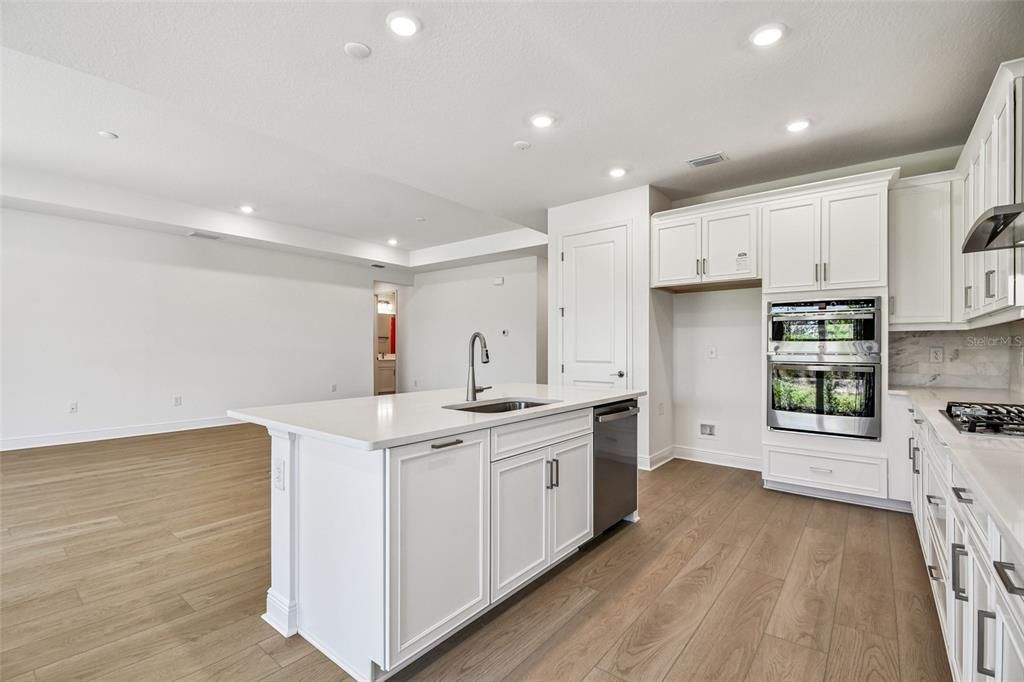 待售: $779,999 (4 贝兹, 3 浴室, 2309 平方英尺)