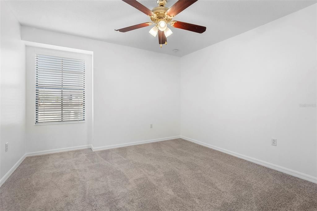 En Venta: $585,000 (4 camas, 2 baños, 2946 Pies cuadrados)