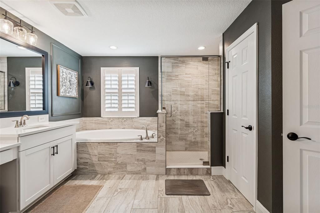 For Sale: $749,900 (5 beds, 3 baths, 3336 Square Feet)