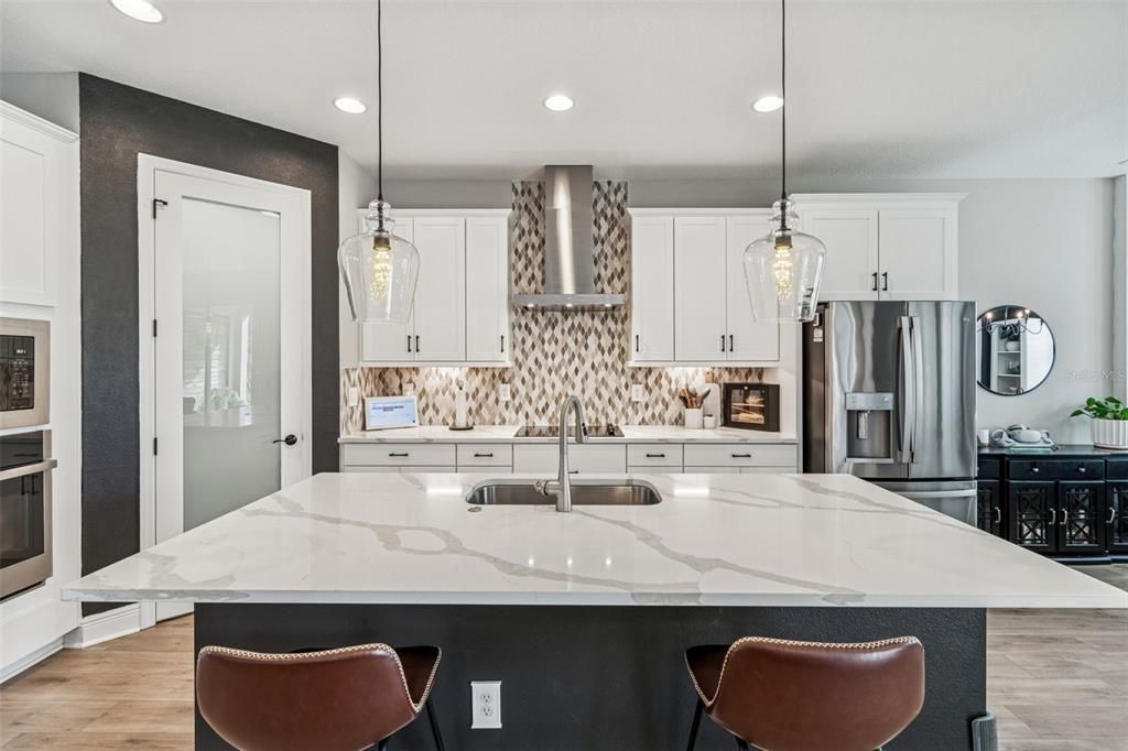 For Sale: $749,900 (5 beds, 3 baths, 3336 Square Feet)